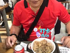 -空姐牛肉饭 神户食堂