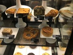 -星巴克(广州百信广场东区店)