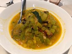 -港丽餐厅(高德置地店)