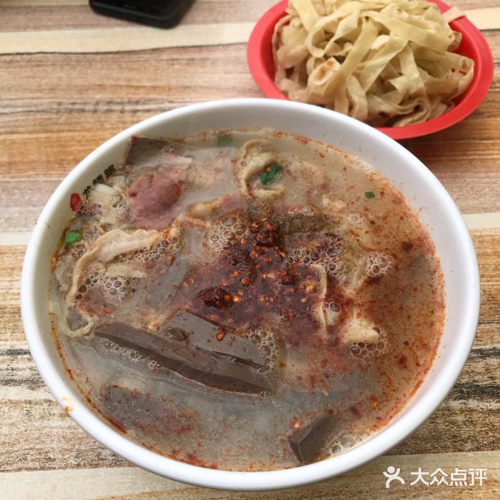 龍鱗路第一家牛肉湯牛肉湯圖片