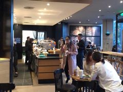 -星巴克臻选(郑州中原万达店)
