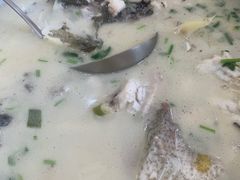 -雪野鱼头大王邢府公老店(雪野湖店)