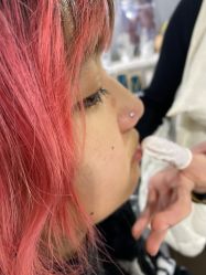 -AI艾耳·专业手工耳洞·穿孔美学馆