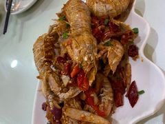 -覃记海鲜美食餐厅