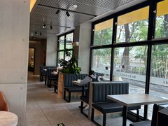 -麦当劳(滨河路DT店)