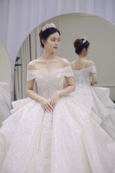 -LOVE SHINE婚纱·红鼎庄龙凤褂·妈妈装定制