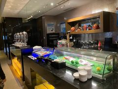 -上海西藏大厦万怡自助餐厅(徐汇店)