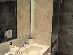 -珠海拱北口岸富华里中海雅高铂尔曼酒店