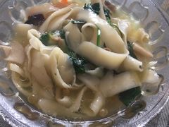 -天天向上素食餐厅(五台山店)