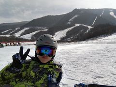 -鳌山滑雪度假区