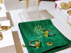 -LADY FAFA(巨鹿路陕西南路路口店)