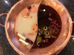 太极鸳鸯锅-老码头火锅(骡马市店)