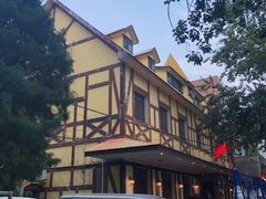 -申德勒加油站餐厅(三里屯北小街店)
