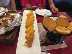 -高第街56号餐厅(宝龙店)