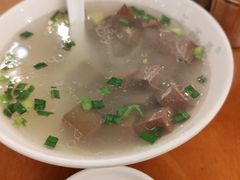 -三两春肚肺汤(崂山路店)