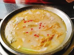 -老来福·非遗酸汤兔(凯旋路店)