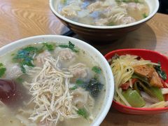 -三好食堂(煎饺·馄饨·肉饼米线·盛世广场店)