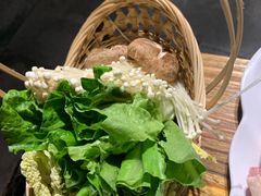-同仁四季椰子鸡(海岸城天利店)