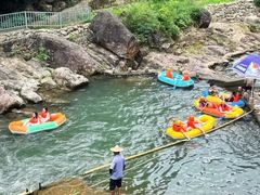 -安吉龙王山峡谷漂流