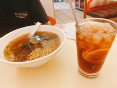 秘製牛腩孖筋湯麵-永盈茶餐厅(江南大道中店)