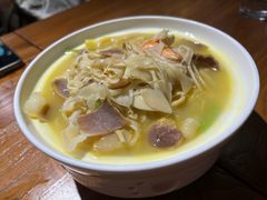 -金枝玉叶上海人家食府(三里河店)