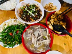 -十一街苍蝇馆子转经消江湖菜(九眼桥十一街店)