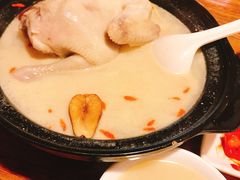 -百年石锅饭·朝鲜族传统民餐