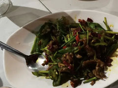 小炒牛肉-量贩海鲜餐厅