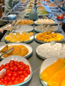 素食者联盟(彩霞街店)-"某平台上看到的广告过来的[呲牙] 食素.