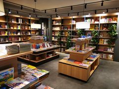 -魔方城市书房(中街益田店)
