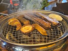 -叽叽扎扎烤肉场(生态城万达店)