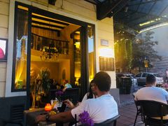 -Casa Nova
