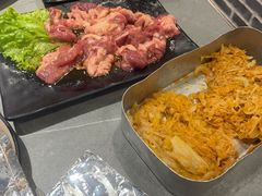 -啊美丽炭火烤肉(滑翔一店)