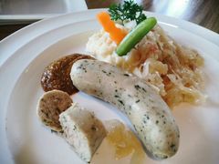 -LENBACH兰巴赫西餐啤酒坊(大连东港店)