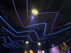-温莎KTV(珠江路店)