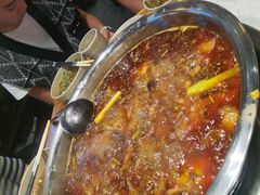 -肖肖酸萝卜鱼火锅(总店)