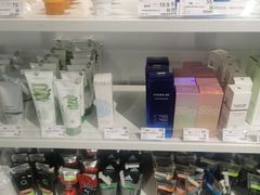 -唯品会(北京国瑞城店)