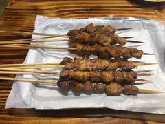羊肉串-马路牙子地桌烤肉(工体店)