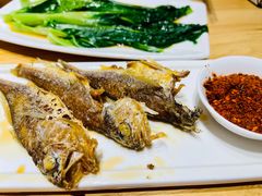 油炸小黄鱼-全渔村小海鲜