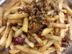 -江城燕子大排档(江汉路步行街店)