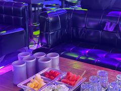 -喜鹊音乐酒馆(西街店)