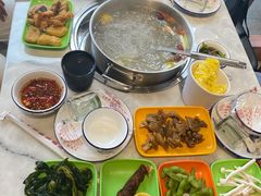 -潮牛宴·鲜牛肉自助火锅烤肉(龙岩新罗万达店)
