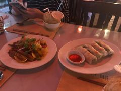-Lanterns Vietnamese Restaurant