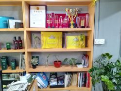 -章光101防脱养发荟