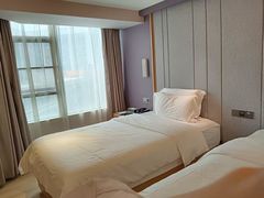 -麗枫酒店(深圳机场福永地铁站店)