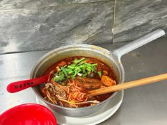-铁锅哥米线