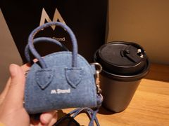 -M Stand(南京紫峰大厦店)