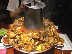 二哥芋儿蛙-炉小二铜锅牛蛙•川湘菜(三里屯店)