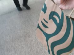 -星巴克(杭州东站东到达店)