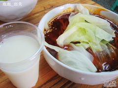 小面和花生浆-蒋六十八梯眼镜面(渝中店)